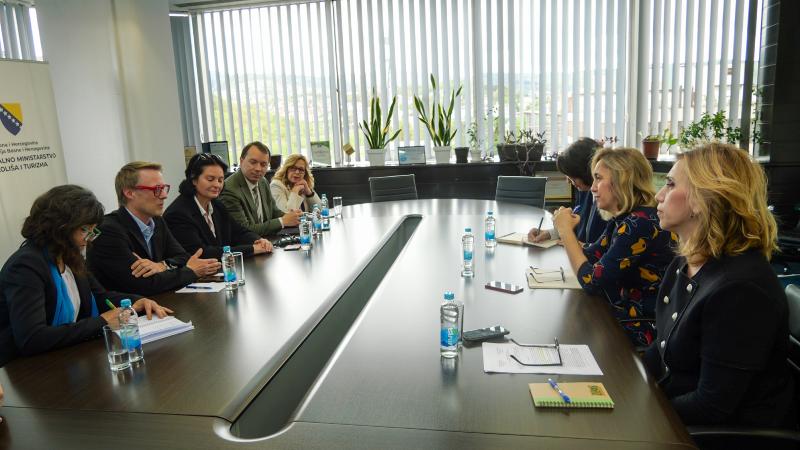Ministrica Pozder u posjetu primila predstavnike USAID-a predvođeni sa direktorom Karlom Wursterom